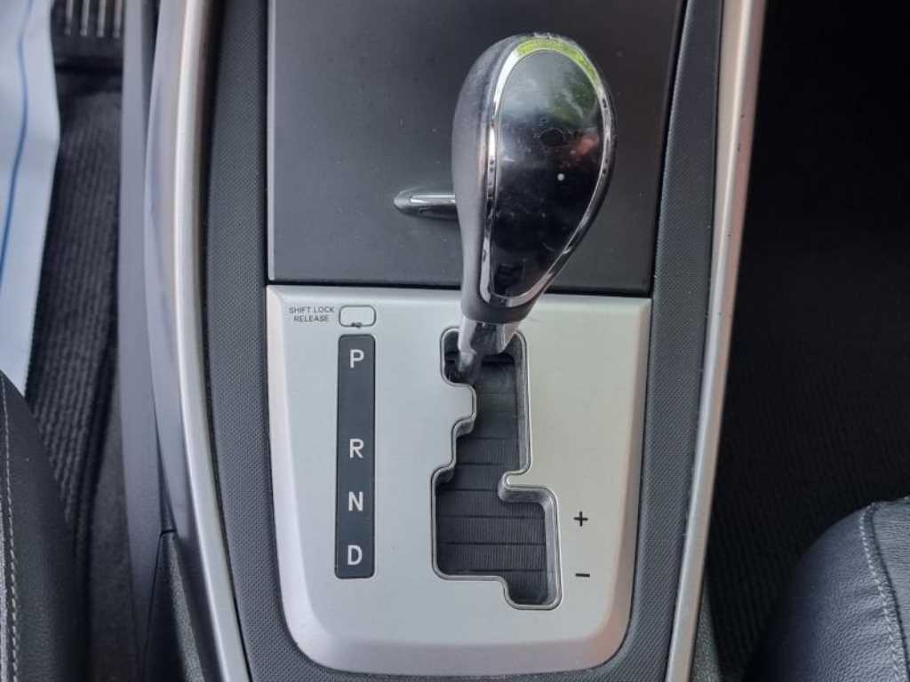 HYUNDAI Avante - Vista 8