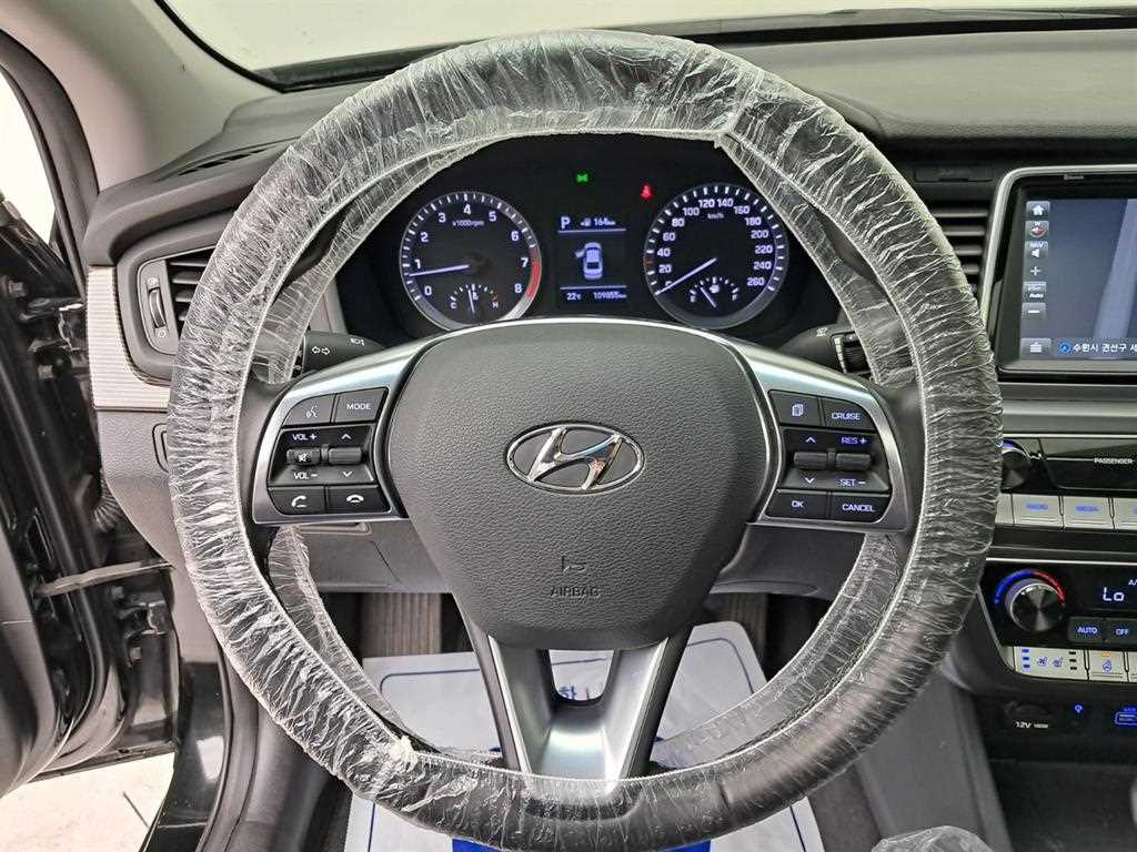 HYUNDAI Sonata - Vista 7