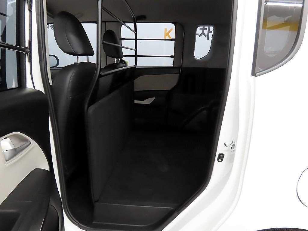 KIA Ray - Vista 6