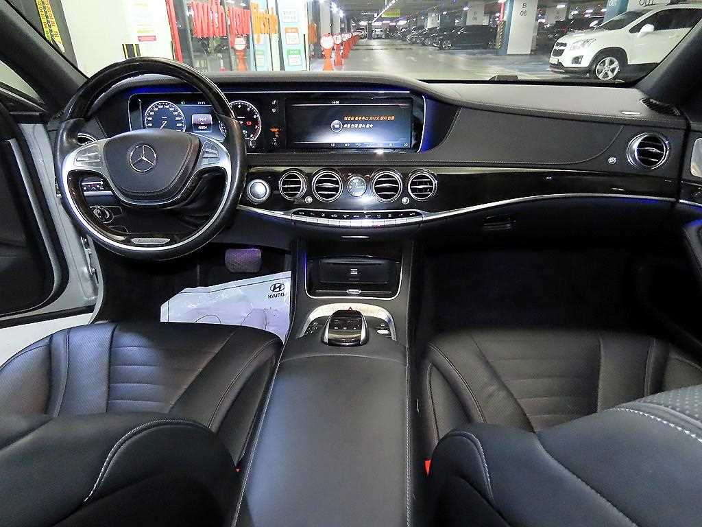 Mercedes Benz S Class - Vista 10