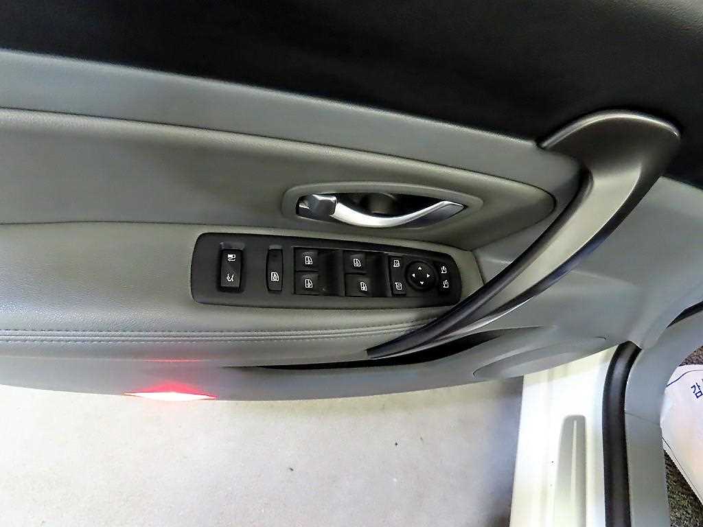 SAMSUNG SM5 2010 Blanco - Importación desde Corea - HF Imports Iquique - Foto 16