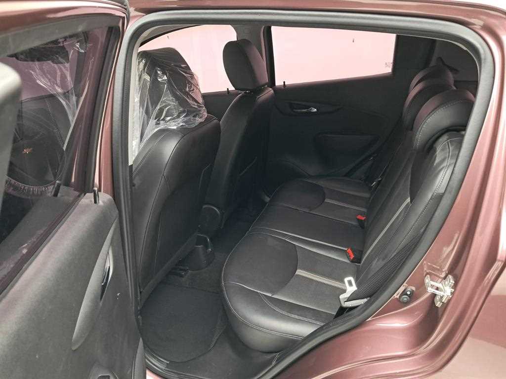 Chevrolet Spark - Vista 12