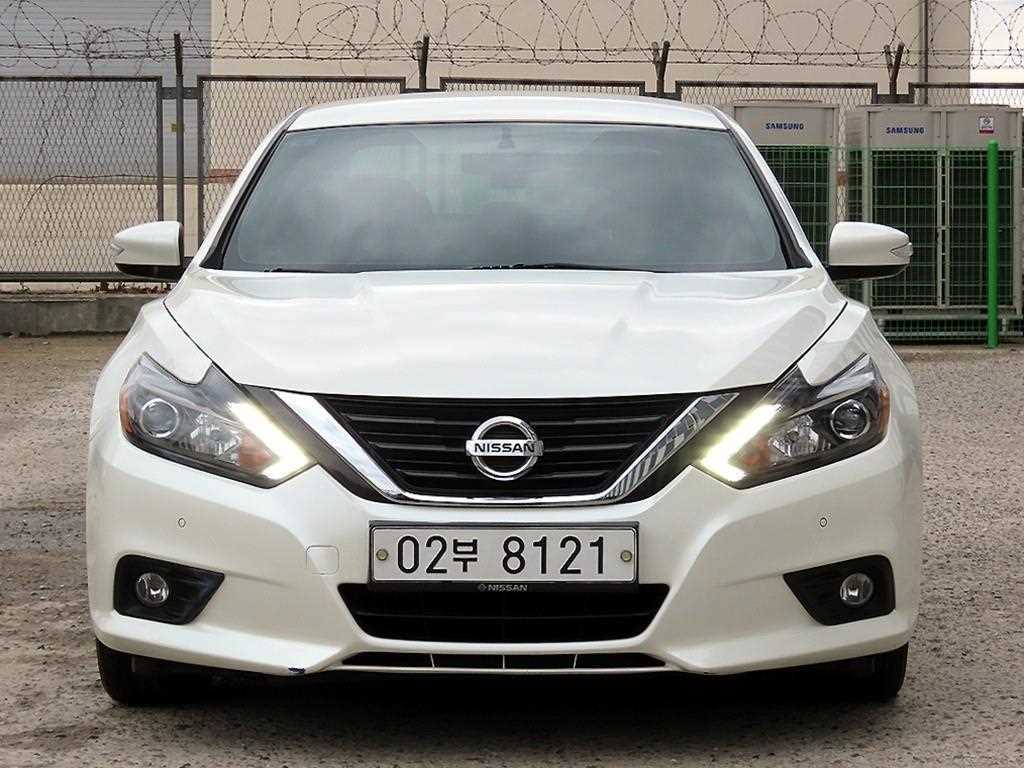 Nissan Altima 2018 Blanco - Importación desde Corea - HF Imports Iquique - Foto 1
