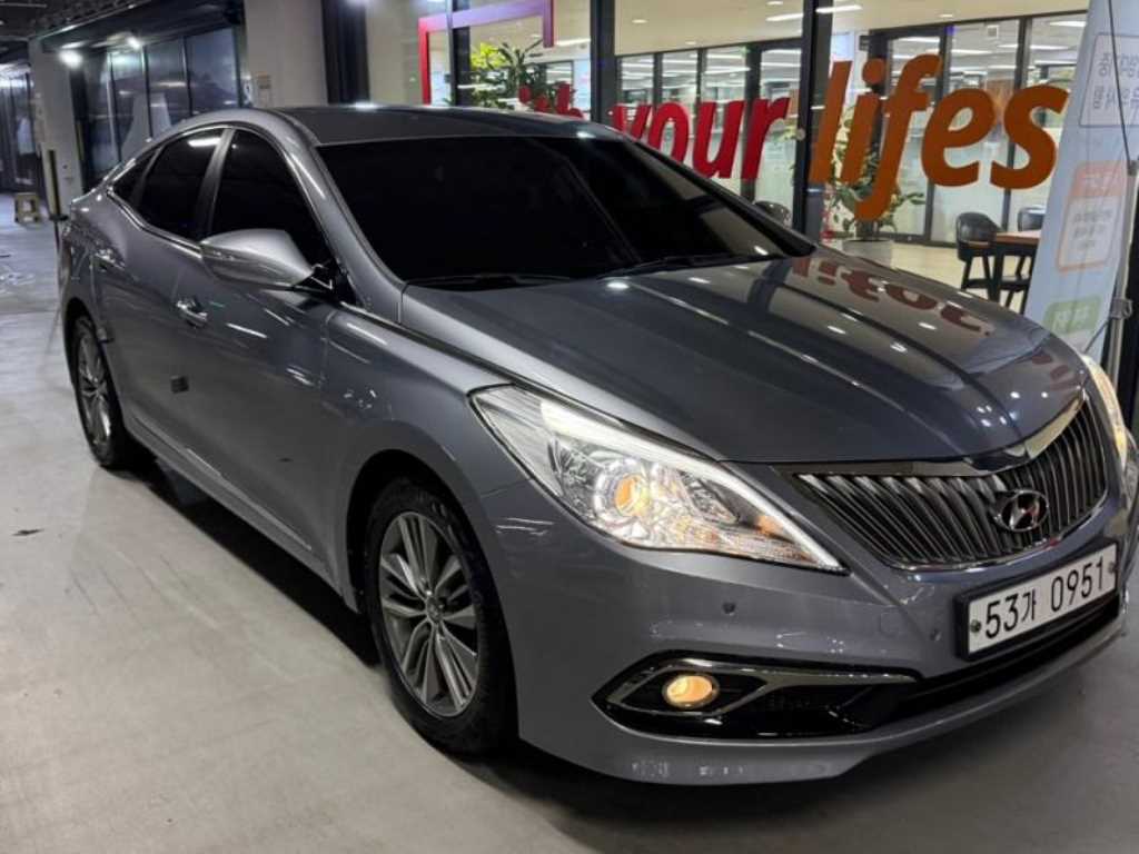 HYUNDAI Grandeur - Vista 2