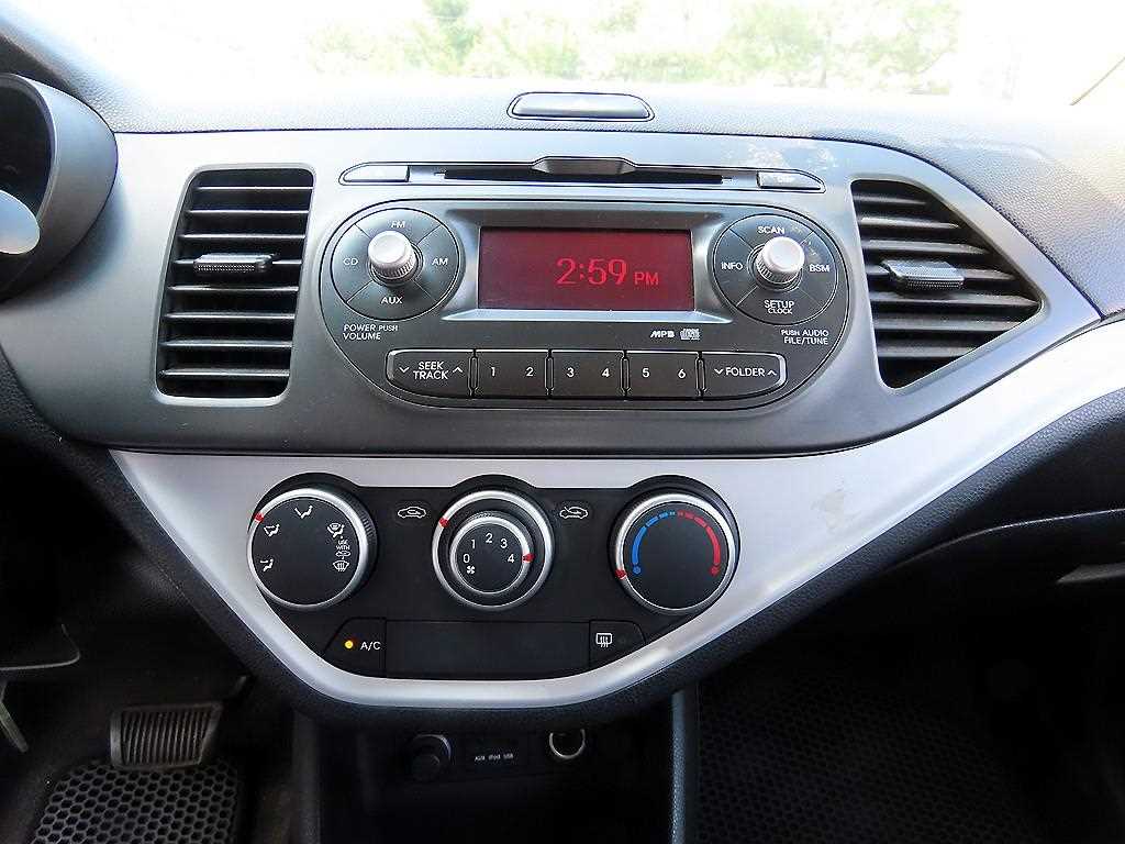KIA Morning - Vista 12