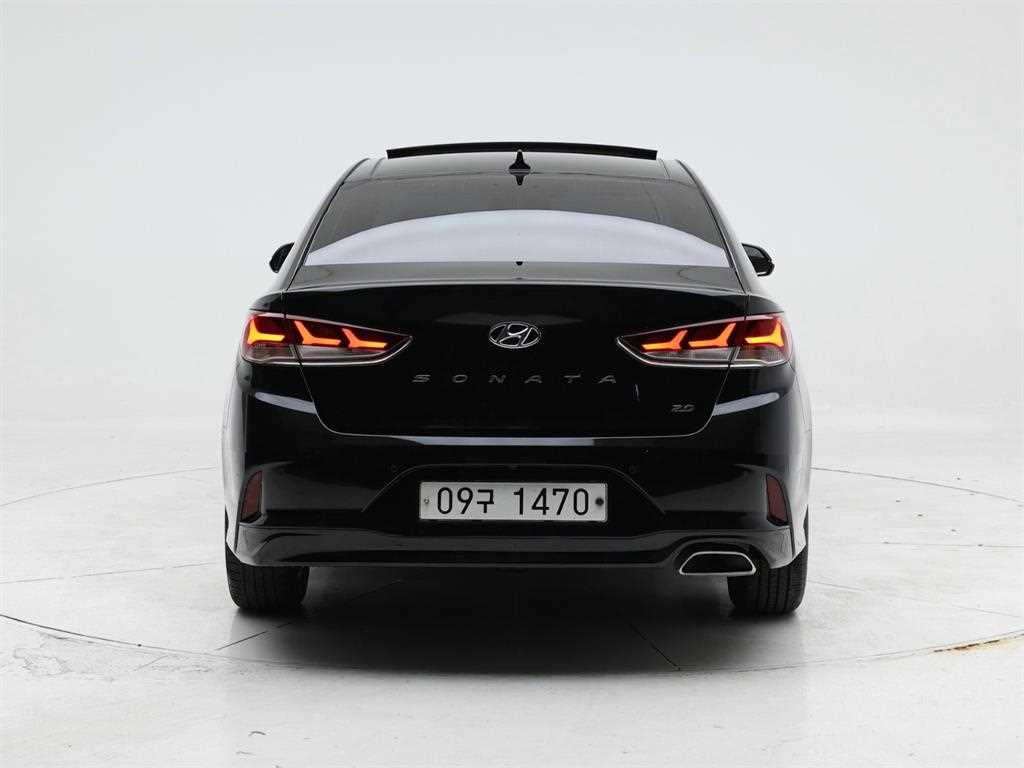 HYUNDAI Sonata - Vista 5
