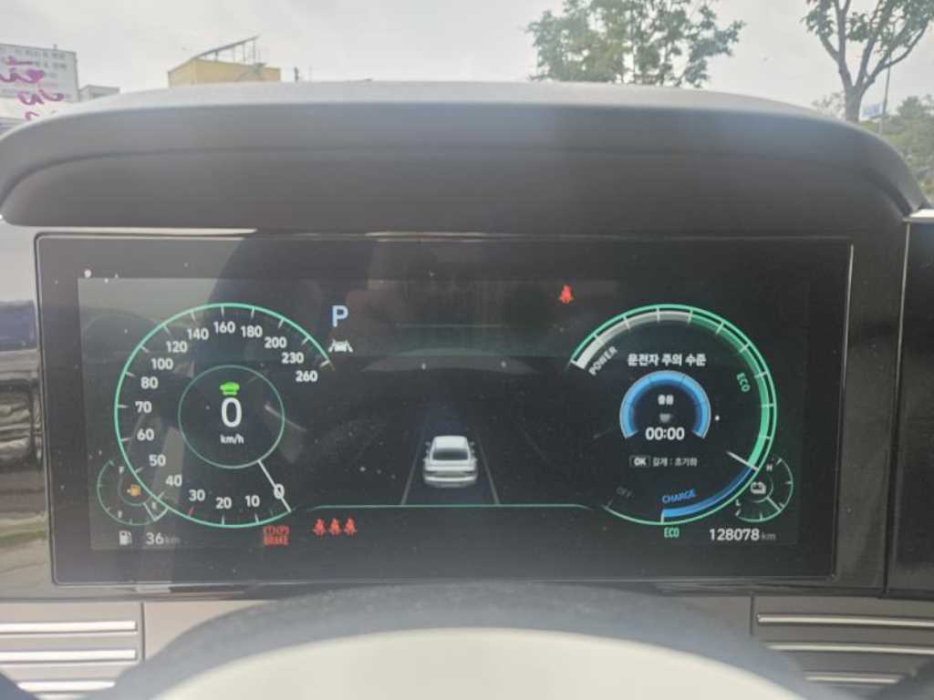 HYUNDAI Grandeur - Vista 10