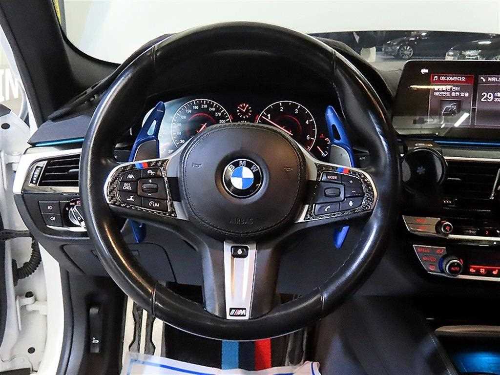 BMW 5 Series - Vista 8