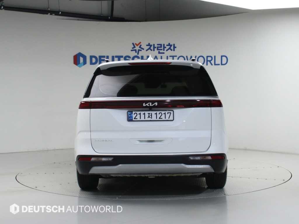 KIA Carnival - Vista 4