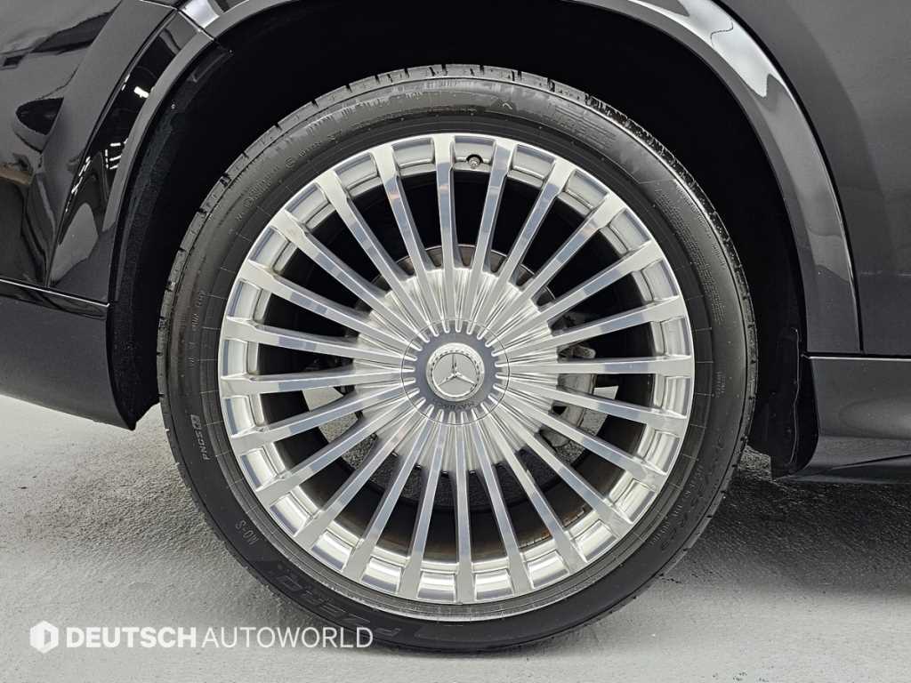 Mercedes Benz GLS Class - Vista 5