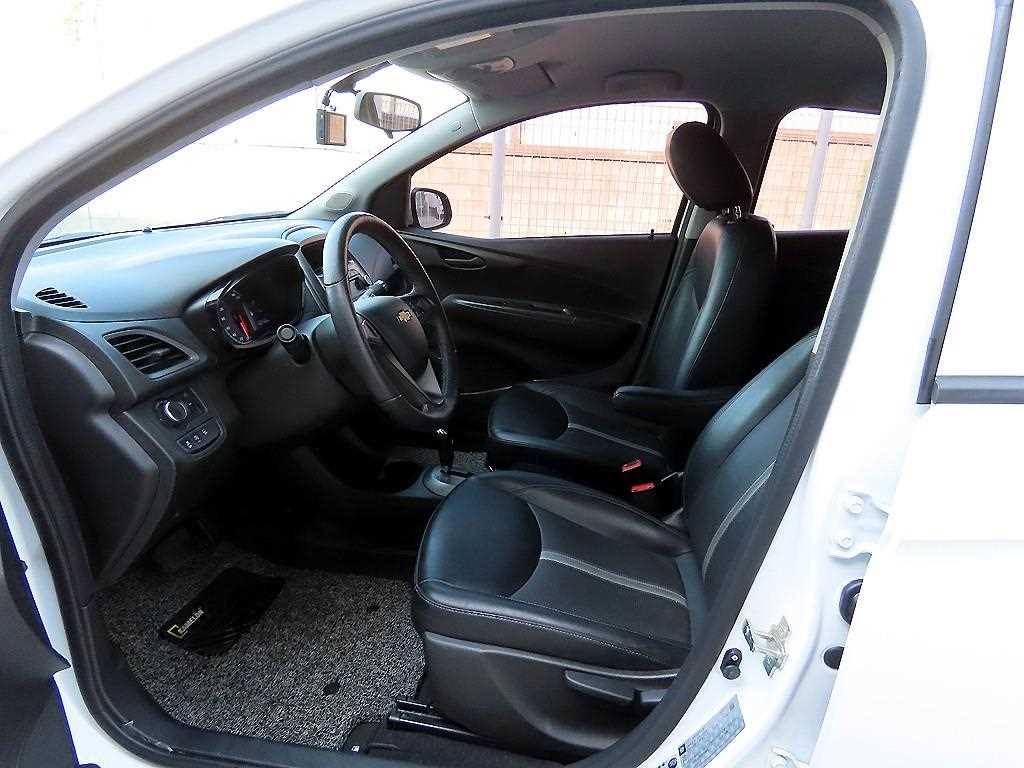 Chevrolet Spark - Vista 5