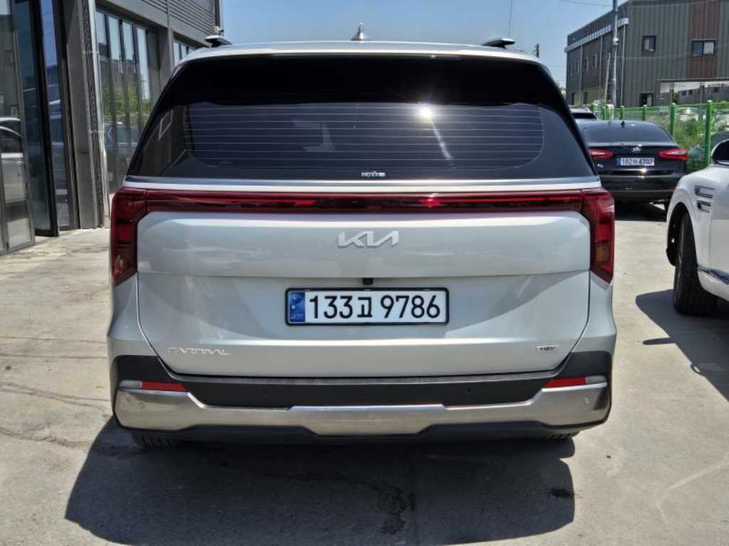 KIA Carnival - Vista 4