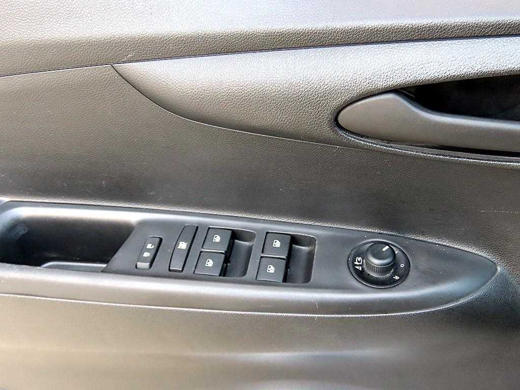 Chevrolet Spark - Vista 11