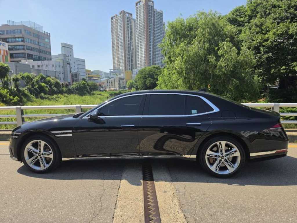 Genesis G90 - Vista 3