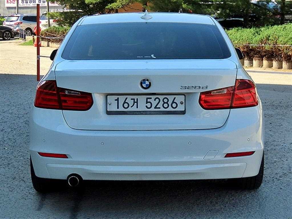BMW 3 series - Vista 4