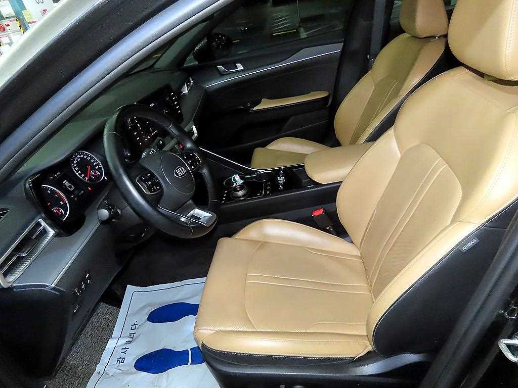 KIA K5 - Vista 6