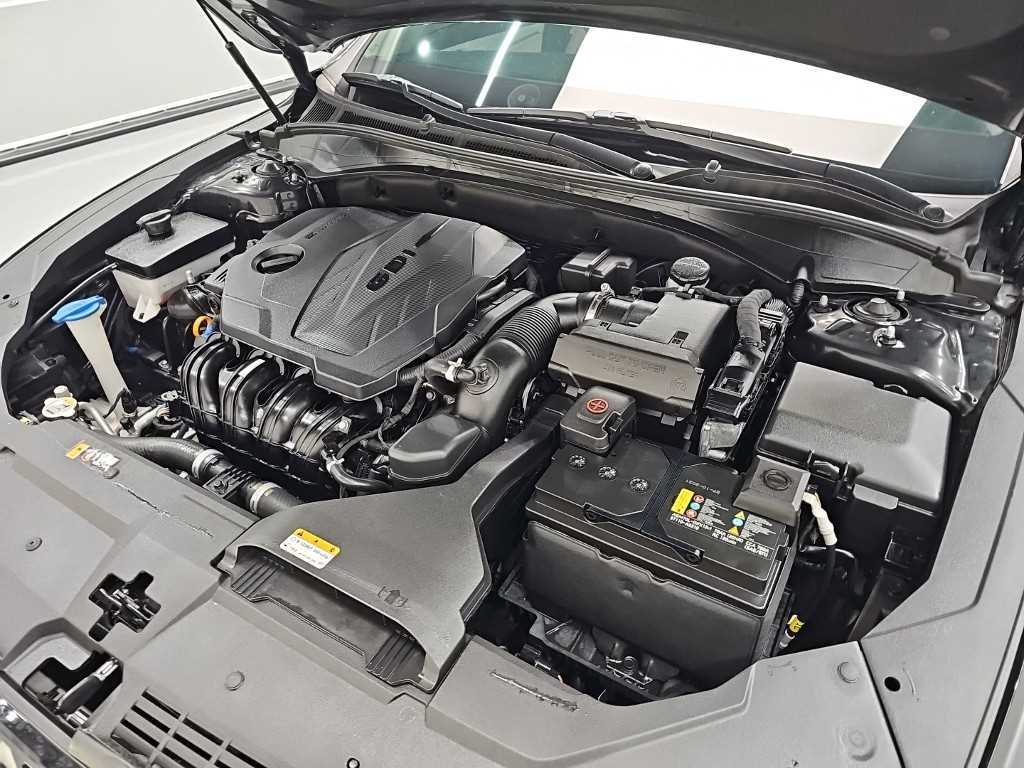 HYUNDAI Grandeur - Vista 5