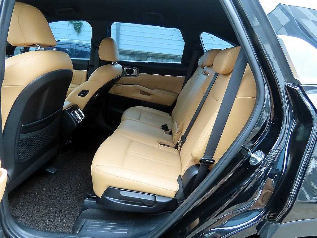 KIA Sorento - Vista 6