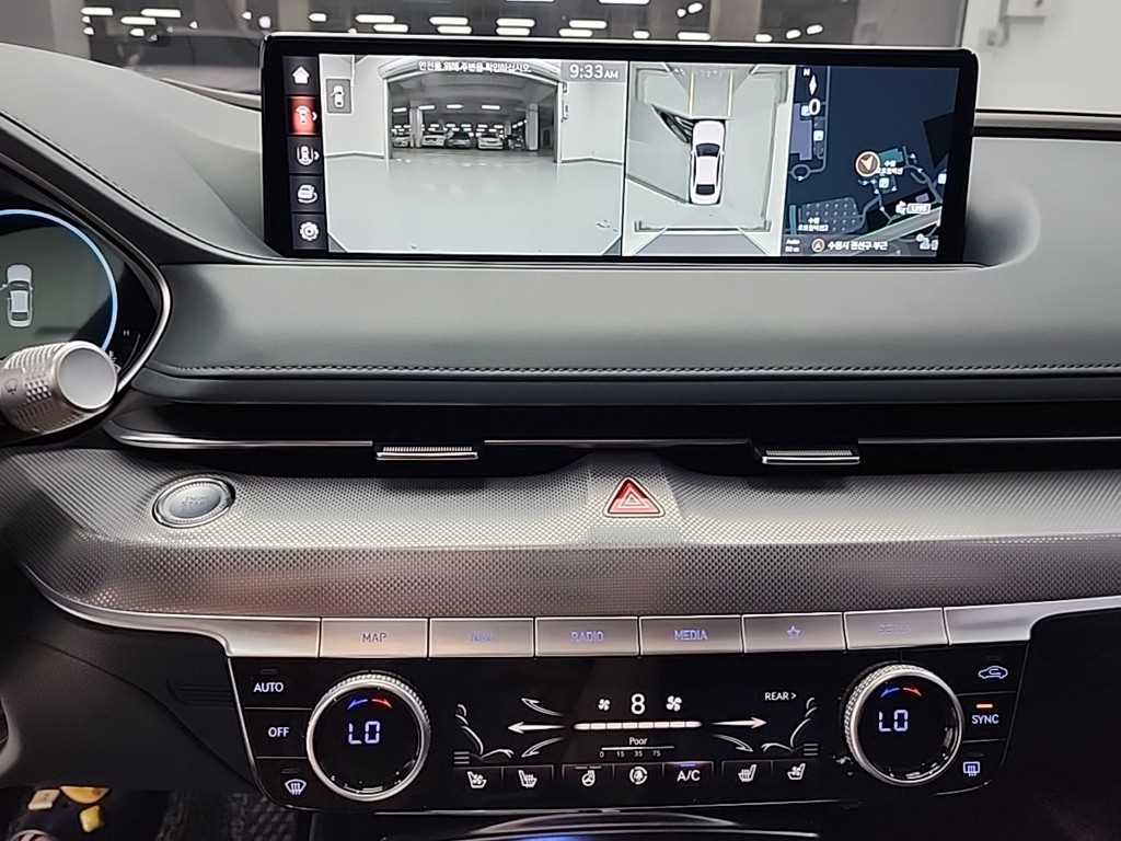 Genesis G80 - Vista 10