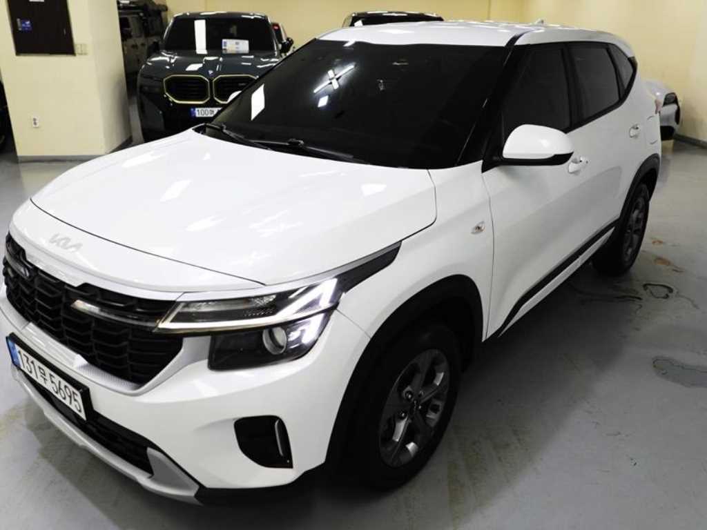KIA Seltos - Vista 3