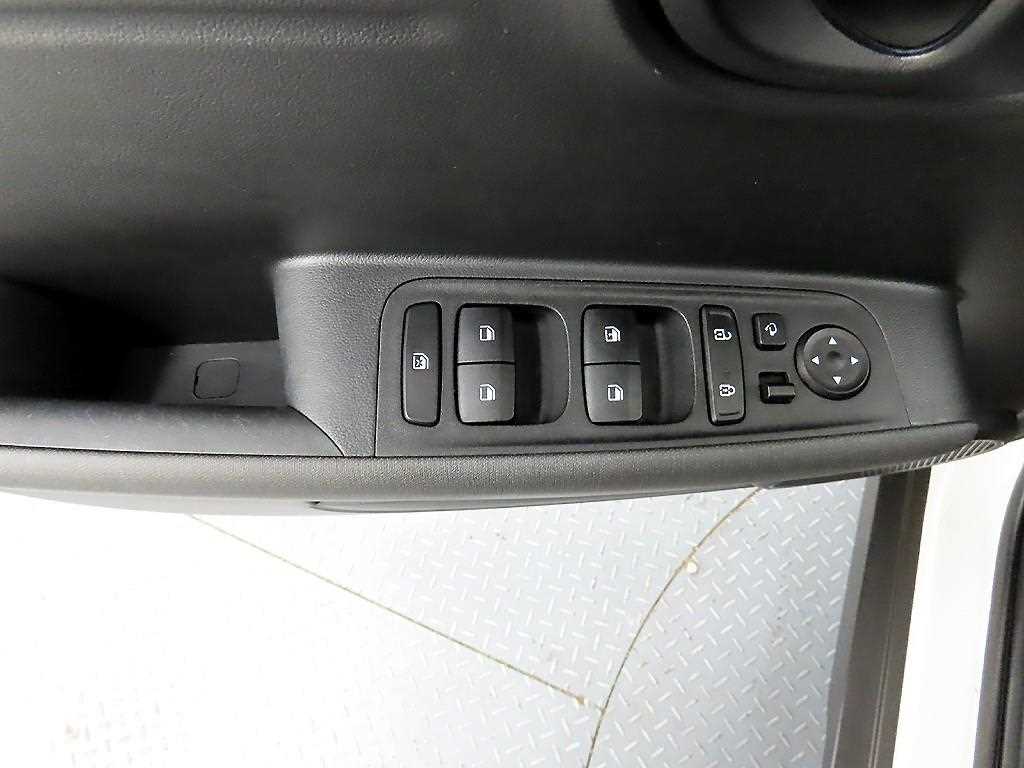 HYUNDAI Casper - Vista 11