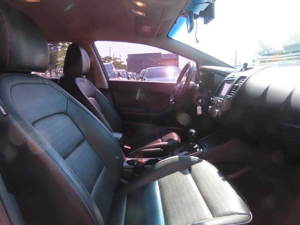 KIA K3 2016 Gris - Importación desde Corea - HF Imports Iquique - Foto 14