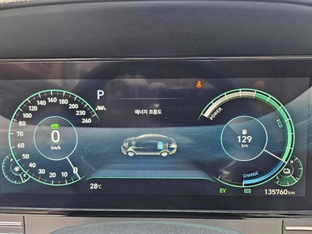 HYUNDAI Grandeur - Vista 12