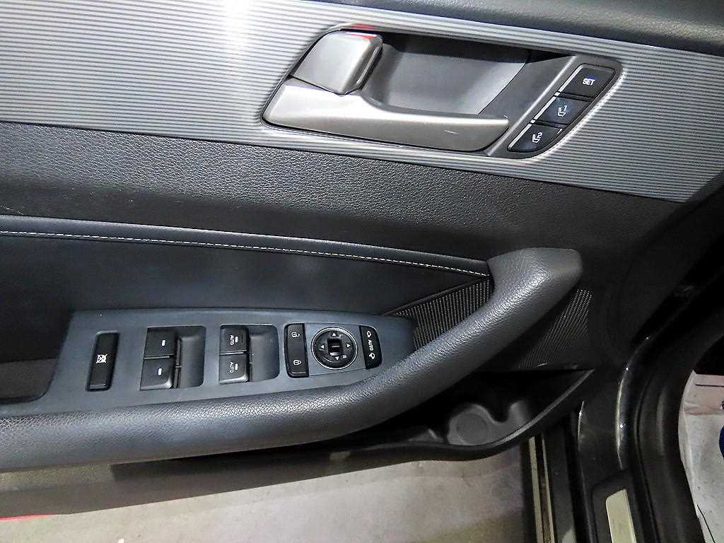 HYUNDAI Sonata 2018 Gris - Importación desde Corea - HF Imports Iquique - Foto 13