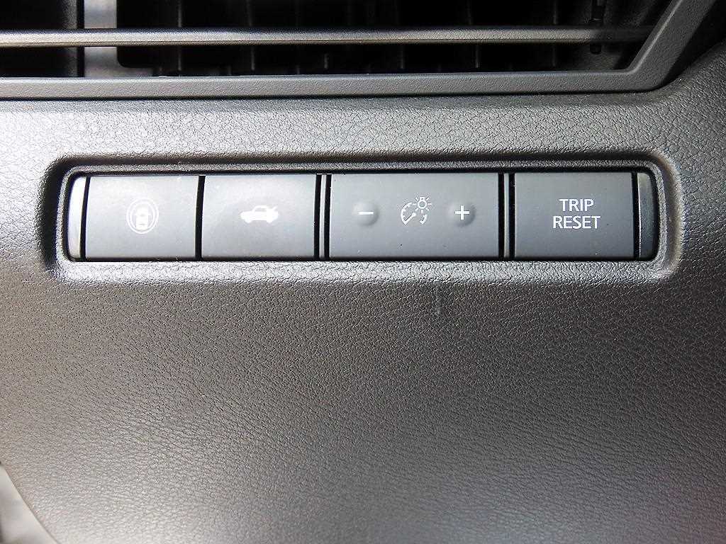 Nissan Altima - Vista 12