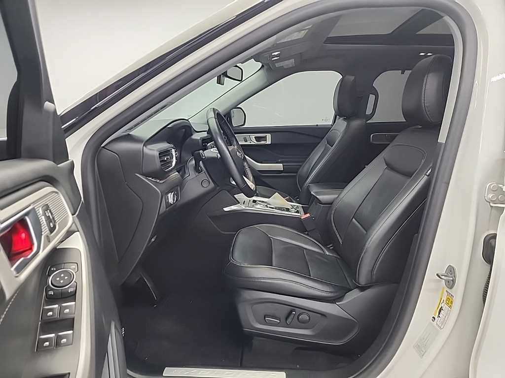 Ford Explorer - Vista 11