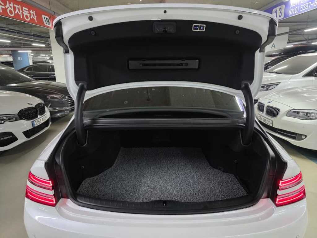 Genesis G80 - Vista 7