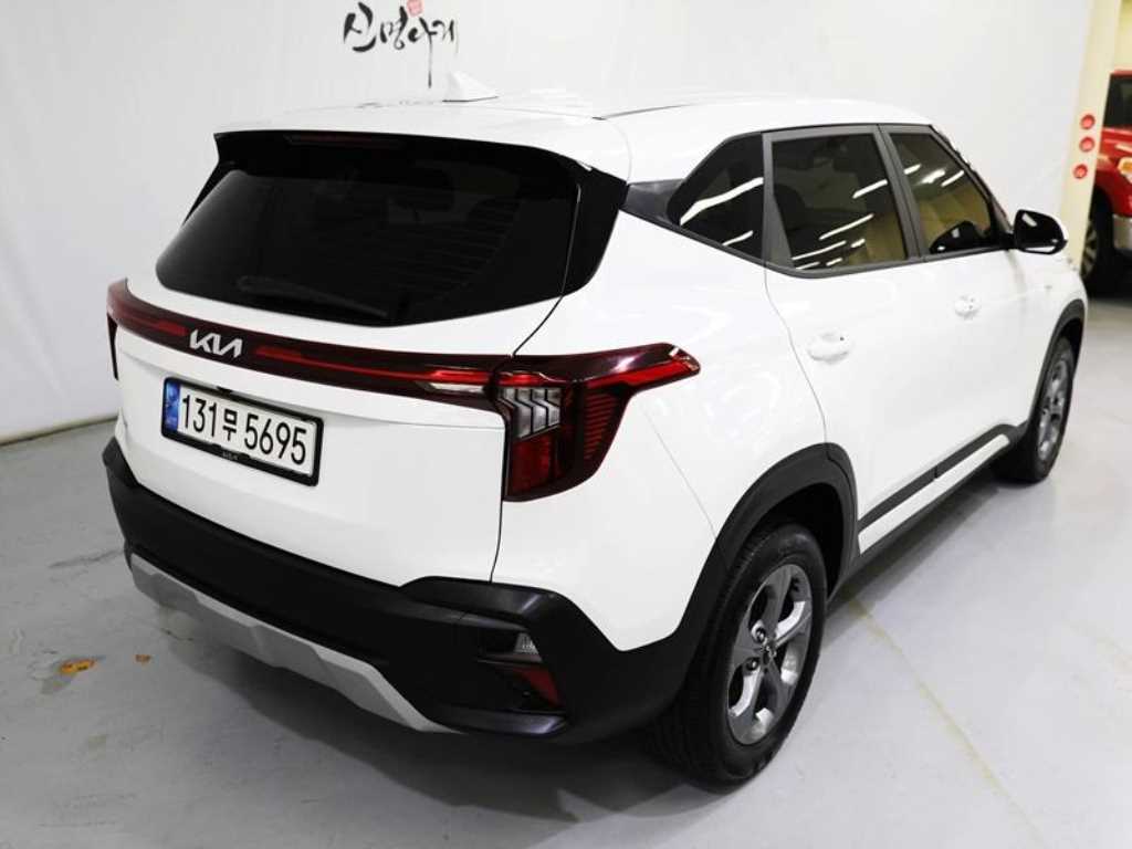 KIA Seltos - Vista 5