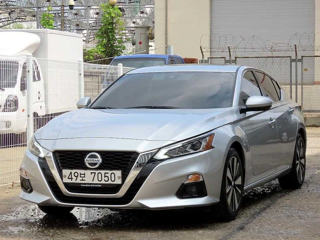 Nissan Altima - Vista 2