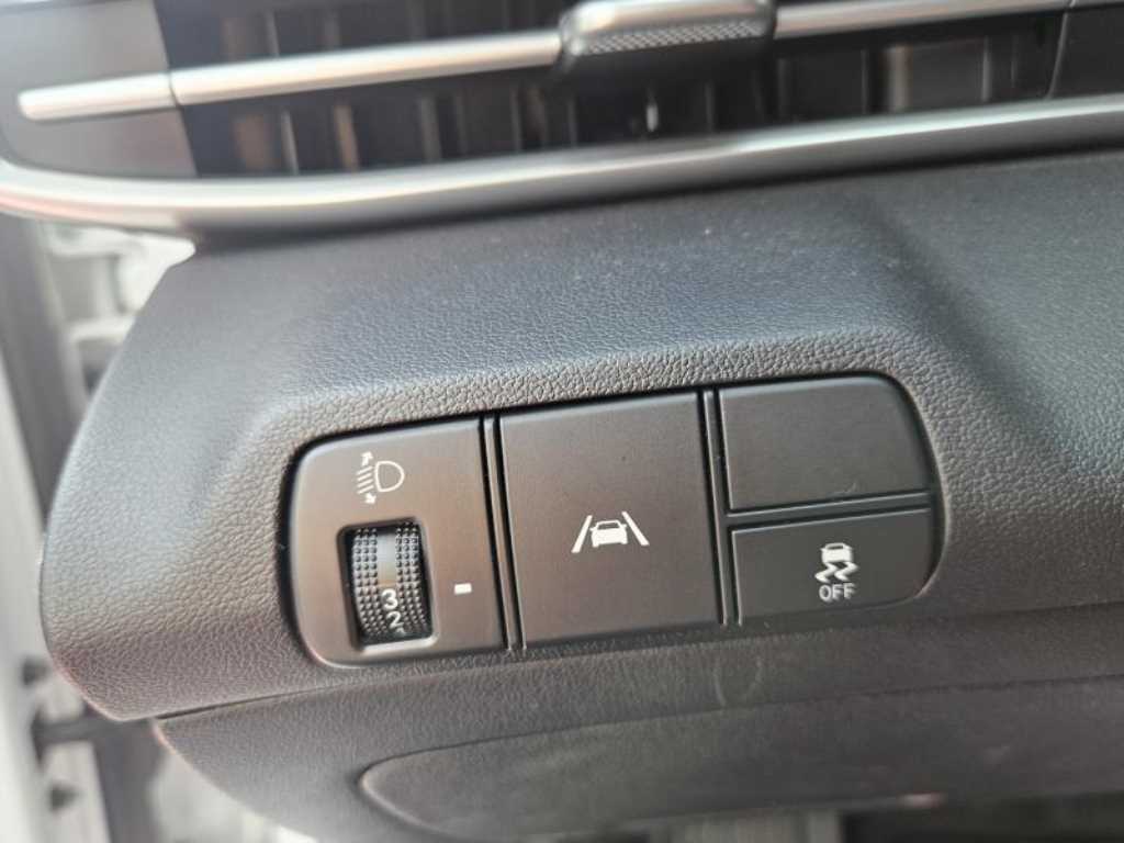HYUNDAI Avante - Vista 12