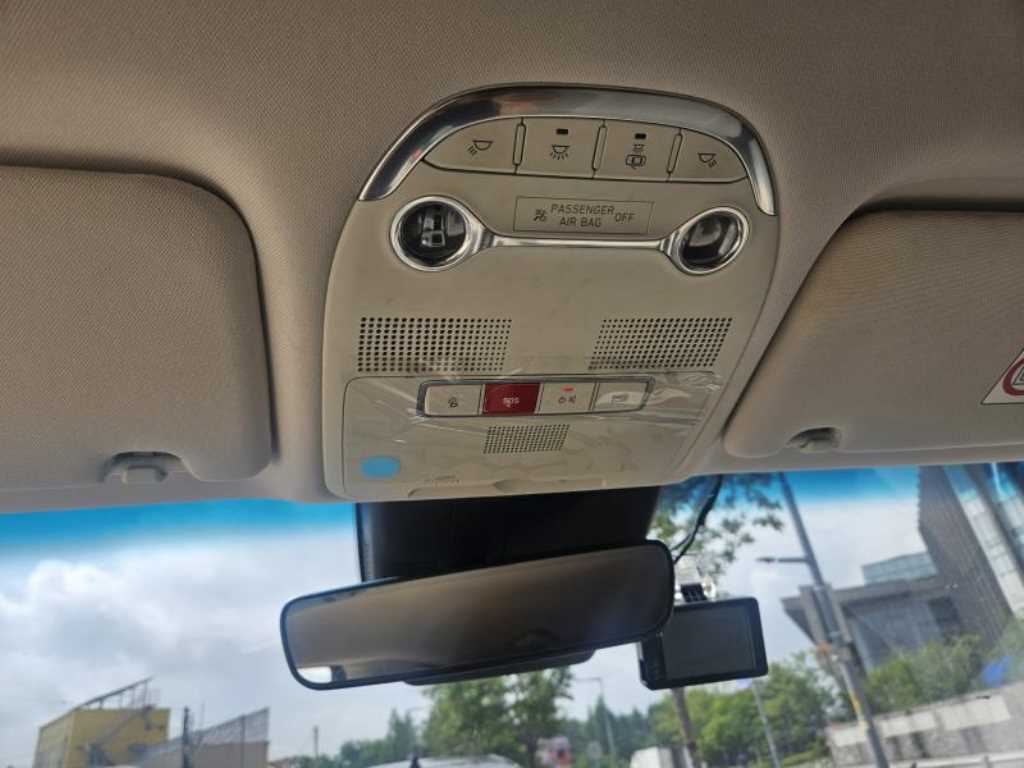 HYUNDAI Grandeur - Vista 12