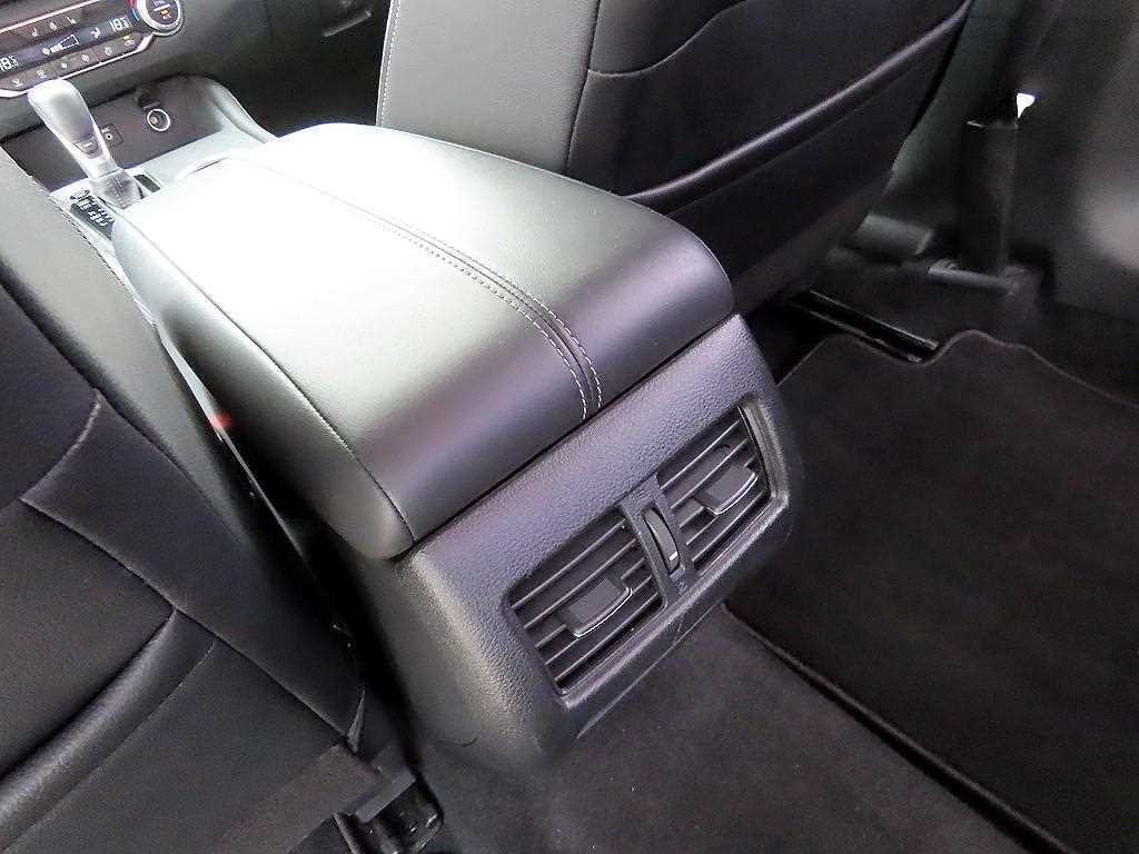 Nissan Altima 2019 Plateado - Importación desde Corea - HF Imports Iquique - Foto 17