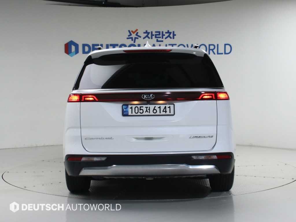 KIA Carnival - Vista 4