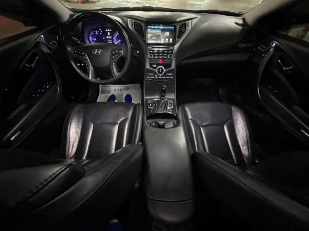 HYUNDAI Grandeur - Vista 6