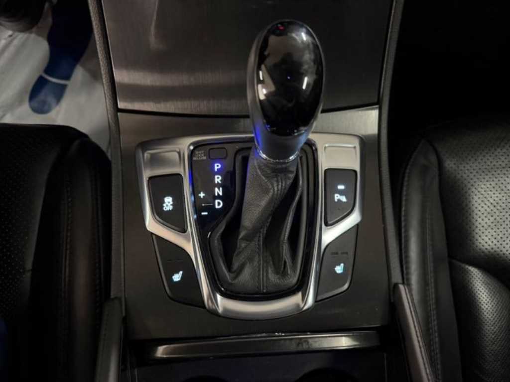 HYUNDAI Grandeur - Vista 12