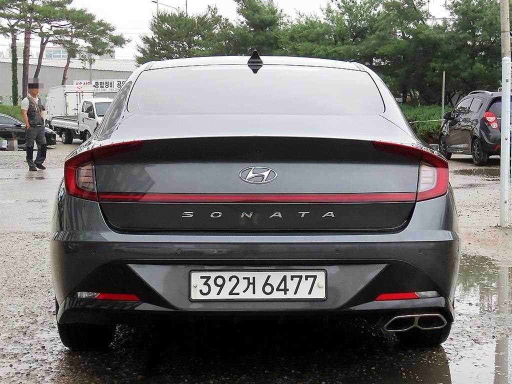 HYUNDAI Sonata - Vista 5