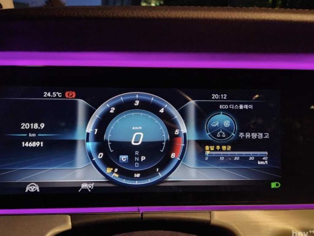 Mercedes Benz CLS Class - Vista 5