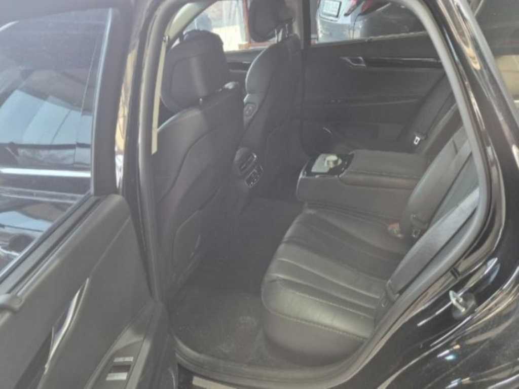Genesis G80 - Vista 6