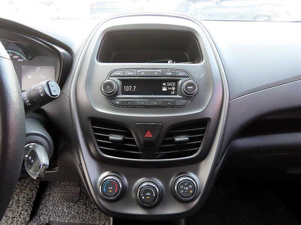 Chevrolet Spark 2019 Blanco - Importación desde Corea - HF Imports Iquique - Foto 14