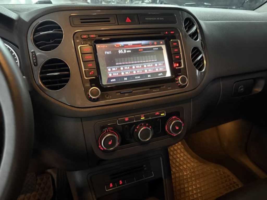 Volkswagen Tiguan - Vista 6