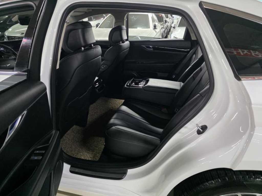 Genesis G80 - Vista 6