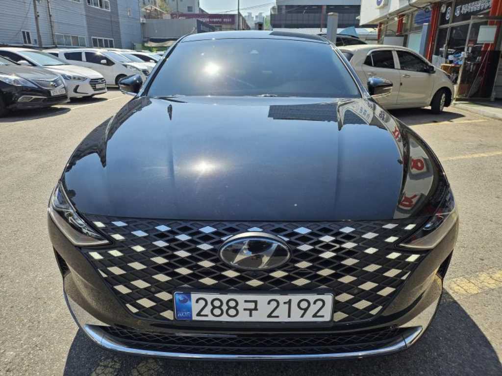 HYUNDAI Grandeur - Vista 8