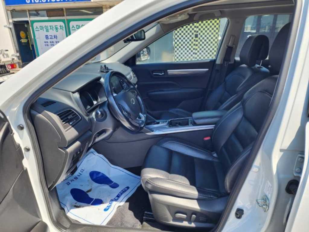 SAMSUNG QM6 2018 Blanco - Importación desde Corea - HF Imports Iquique - Foto 18