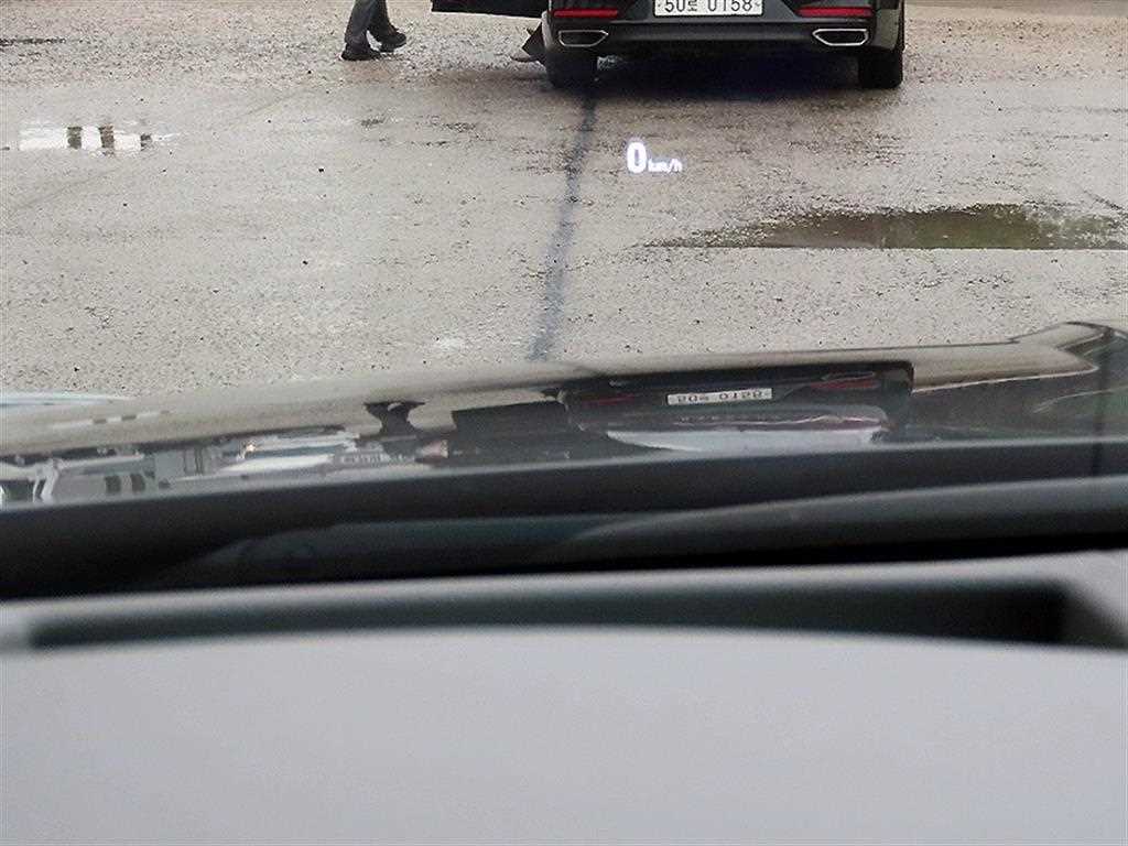 HYUNDAI Sonata - Vista 11