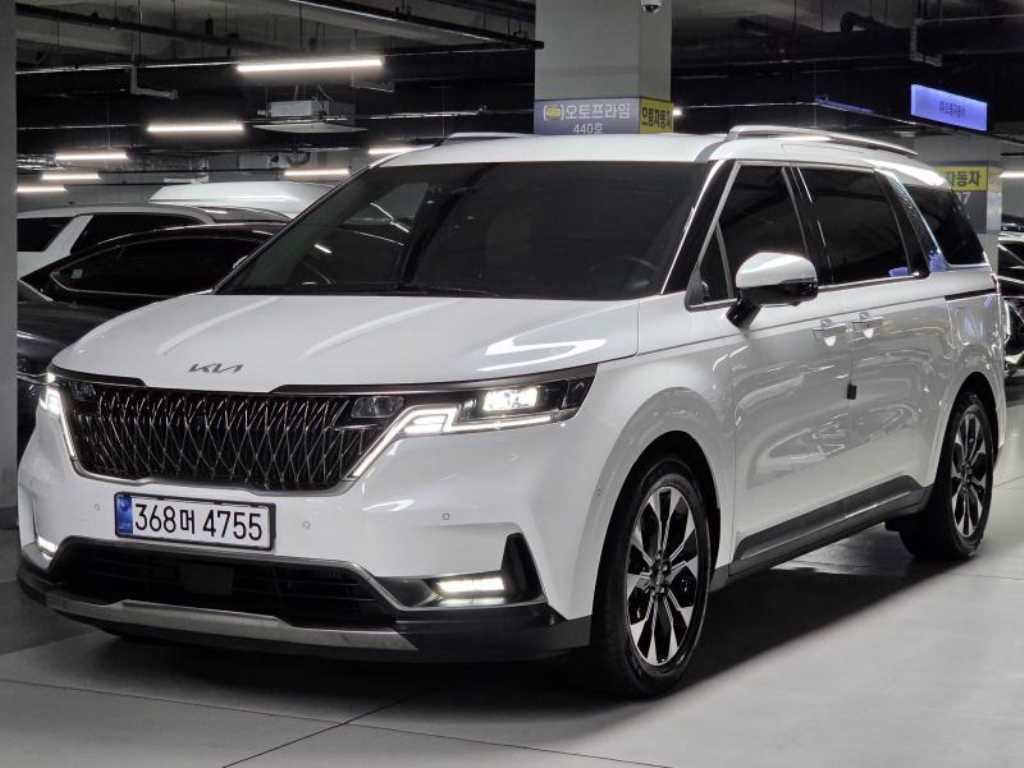 KIA Carnival 2023 Blanco - Importación desde Corea - HF Imports Iquique - Foto 1