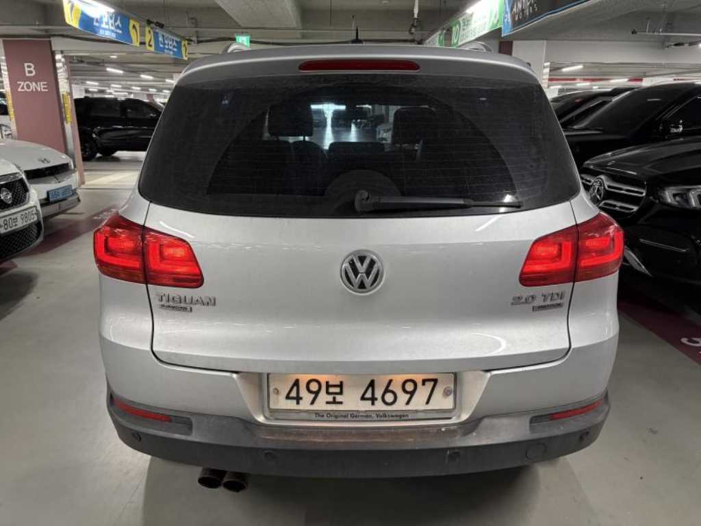 Volkswagen Tiguan - Vista 2